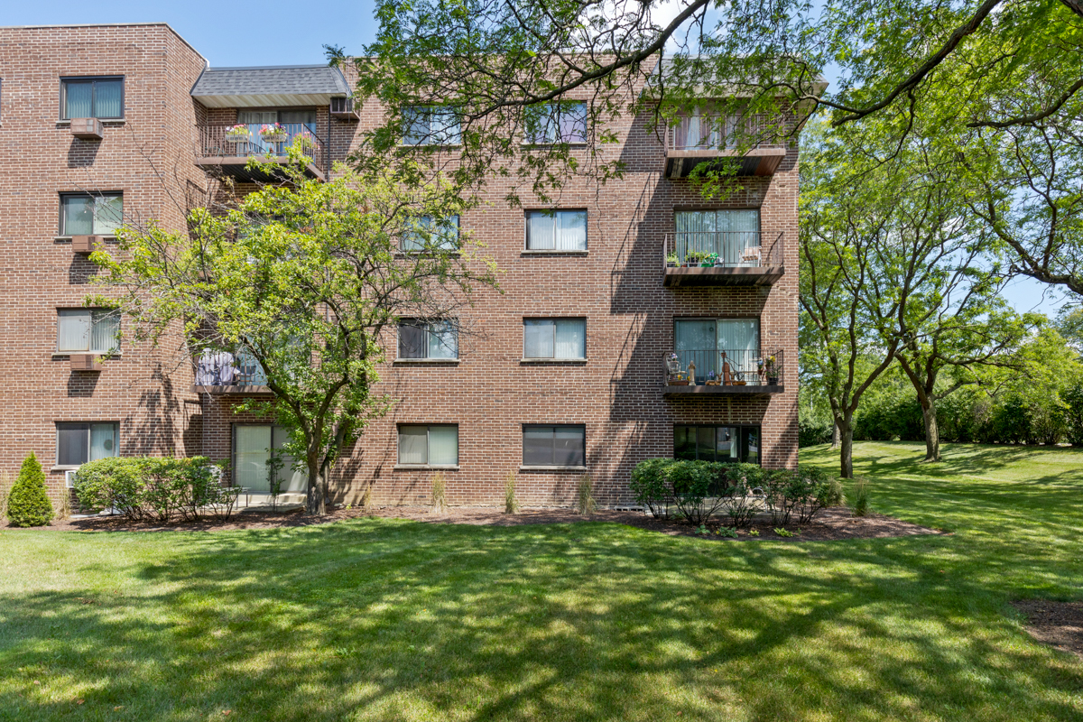 235 North Mill Road Addison IL 60101