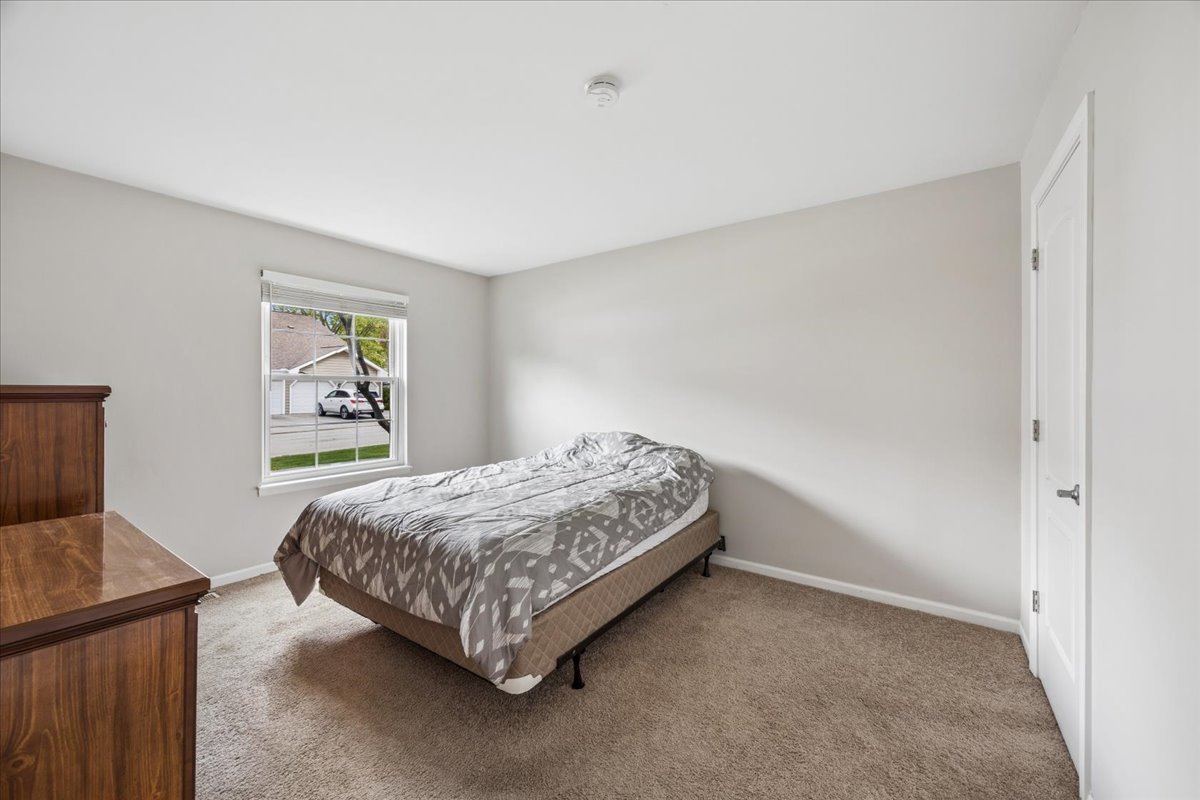 349 Newgate Court Schaumburg IL 60193