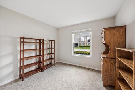 349 Newgate Court Schaumburg IL 60193