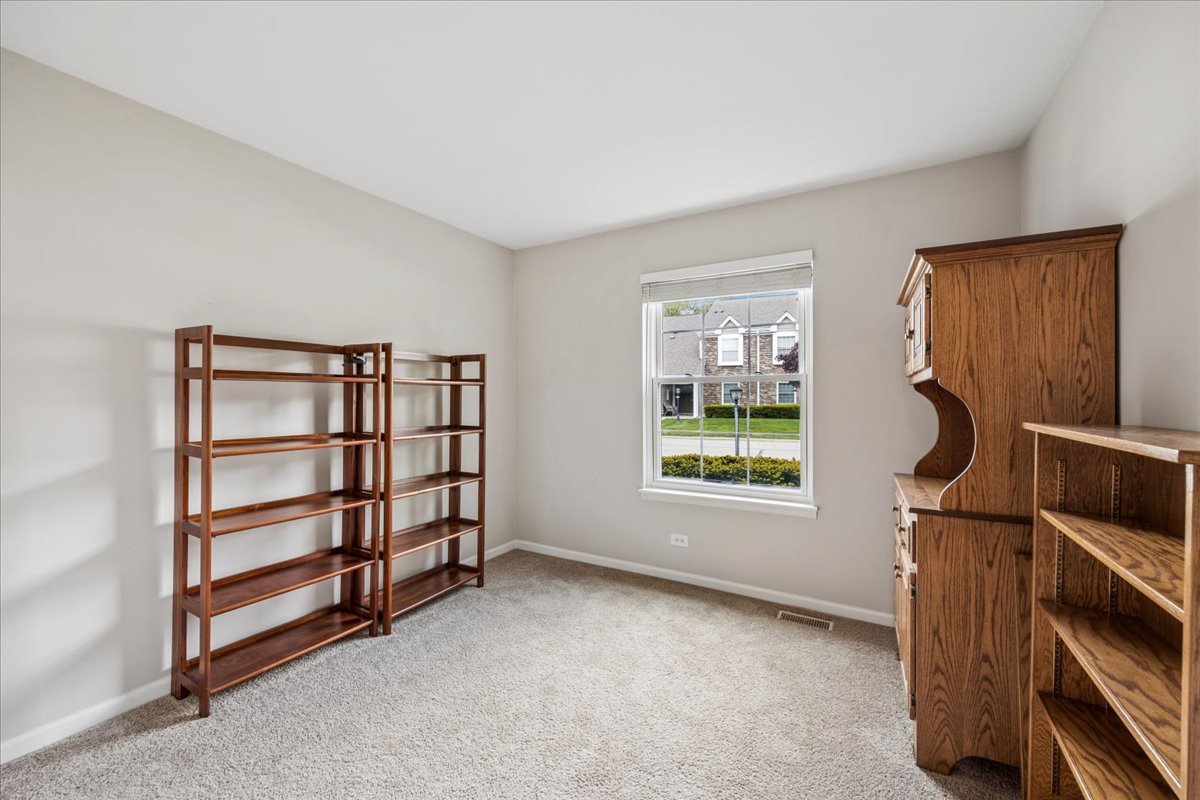 349 Newgate Court Schaumburg IL 60193