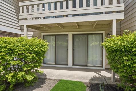 349 Newgate Court Schaumburg IL 60193