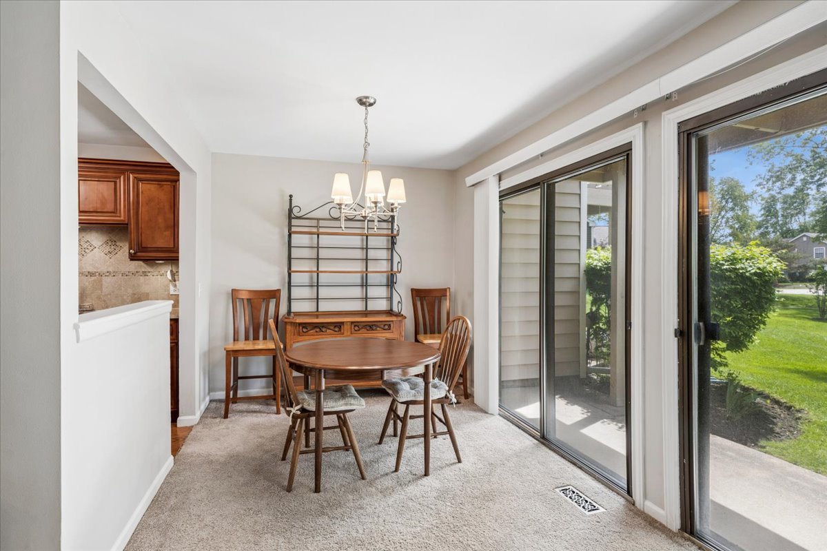 349 Newgate Court Schaumburg IL 60193
