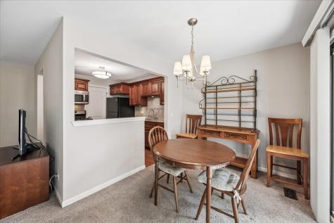 349 Newgate Court Schaumburg IL 60193