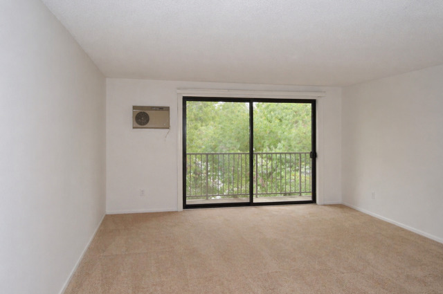 2200 South Stewart Avenue Lombard IL 60148
