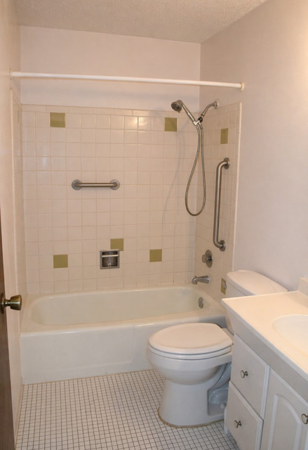 2200 South Stewart Avenue Lombard IL 60148