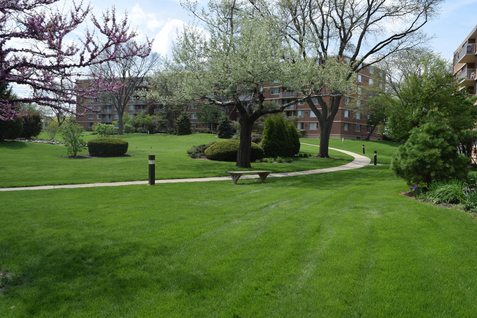 2200 South Stewart Avenue Lombard IL 60148