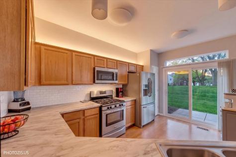 2952 Waters Edge Circle Aurora IL 60504