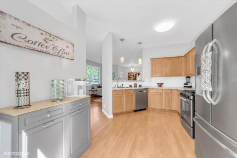 2952 Waters Edge Circle Aurora IL 60504