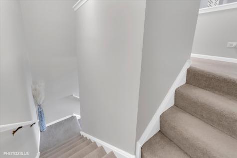 2952 Waters Edge Circle Aurora IL 60504