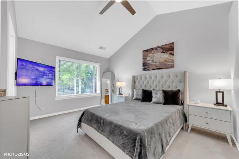 2952 Waters Edge Circle Aurora IL 60504