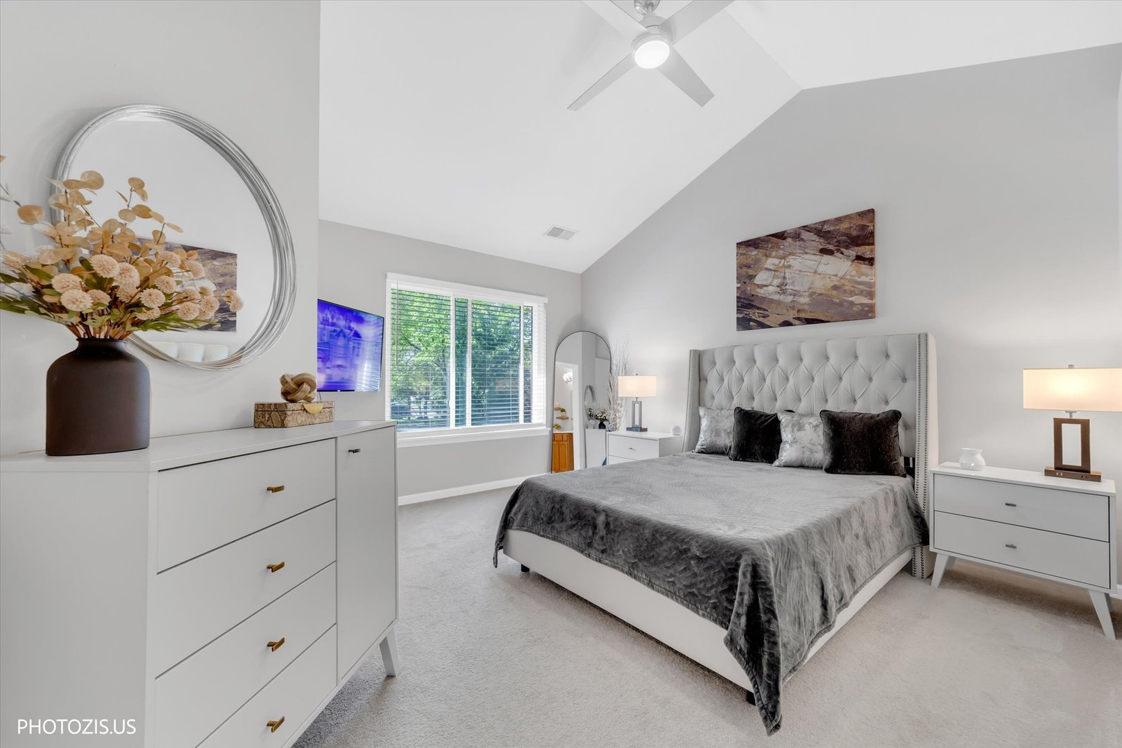 2952 Waters Edge Circle Aurora IL 60504