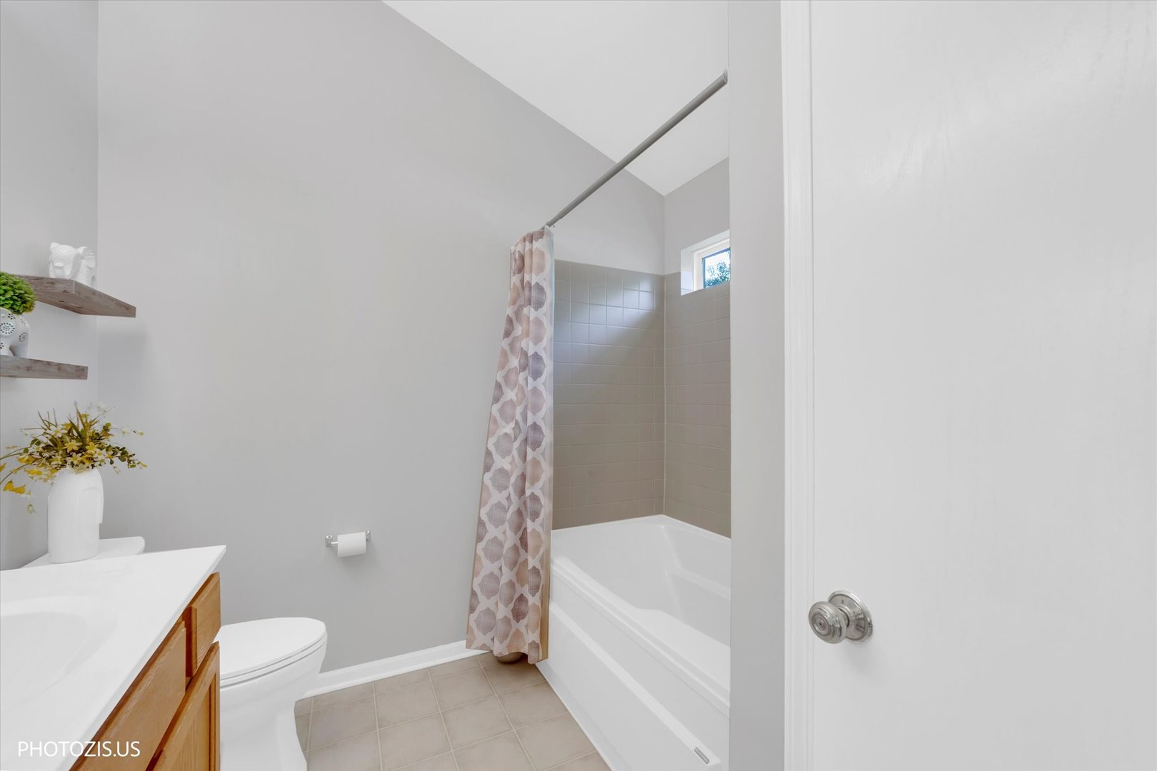 2952 Waters Edge Circle Aurora IL 60504