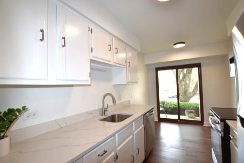500 West Huntington Commons Road Mount Prospect IL 60056