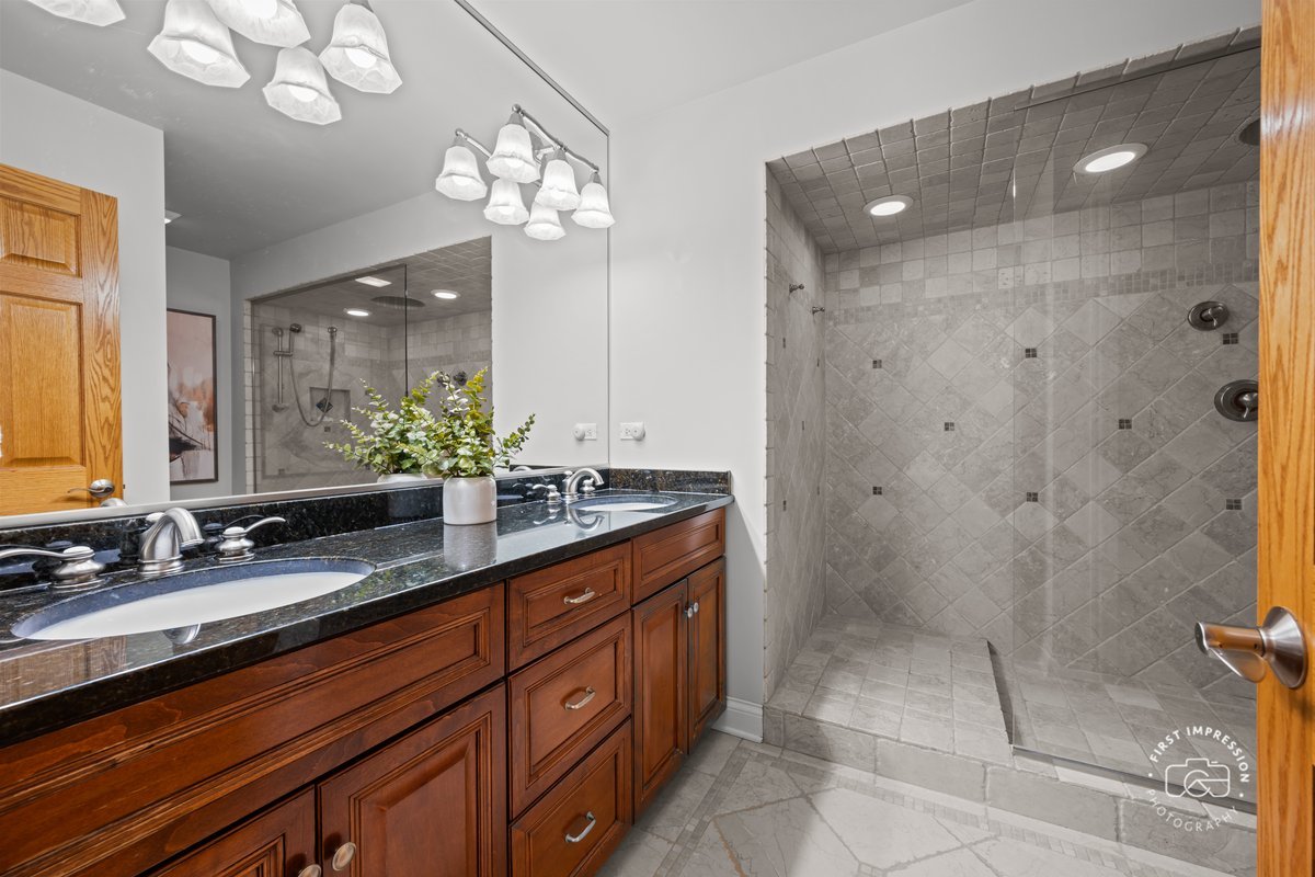 1127 Gilbert Avenue Downers Grove IL 60515