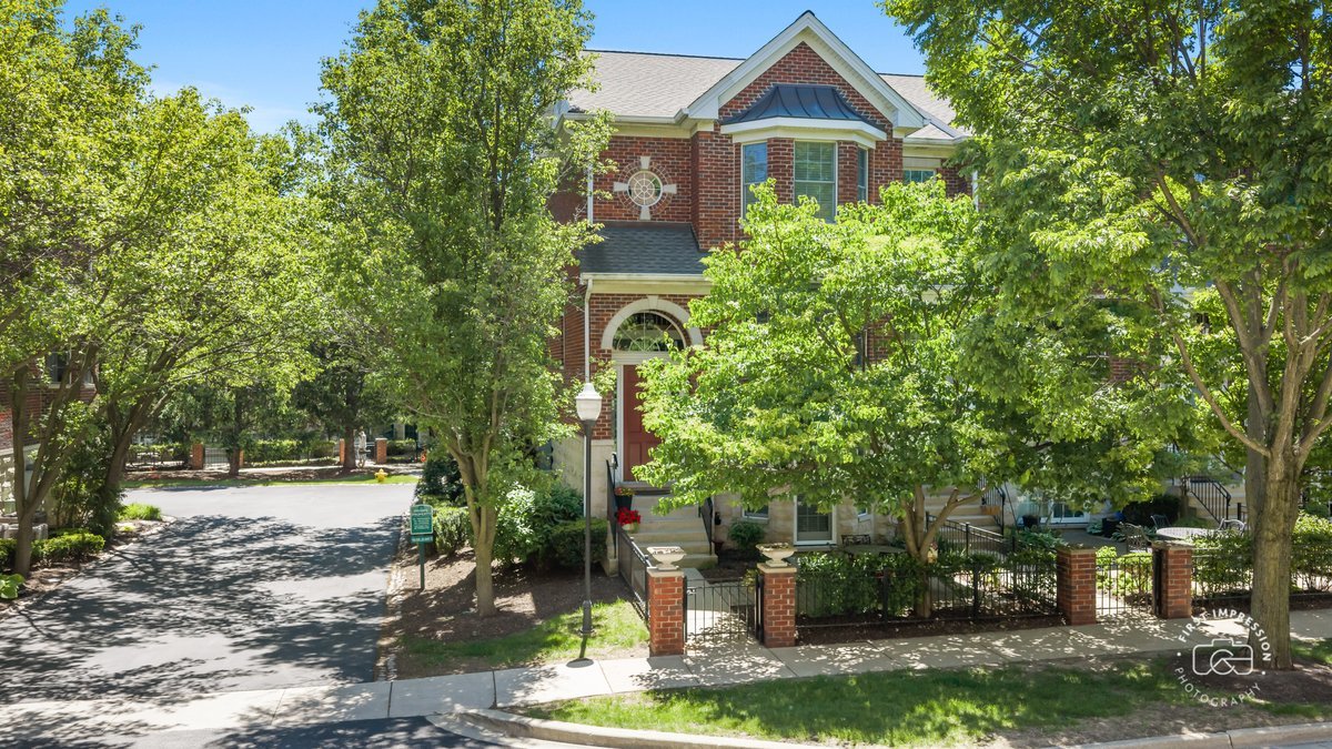 1127 Gilbert Avenue Downers Grove IL 60515