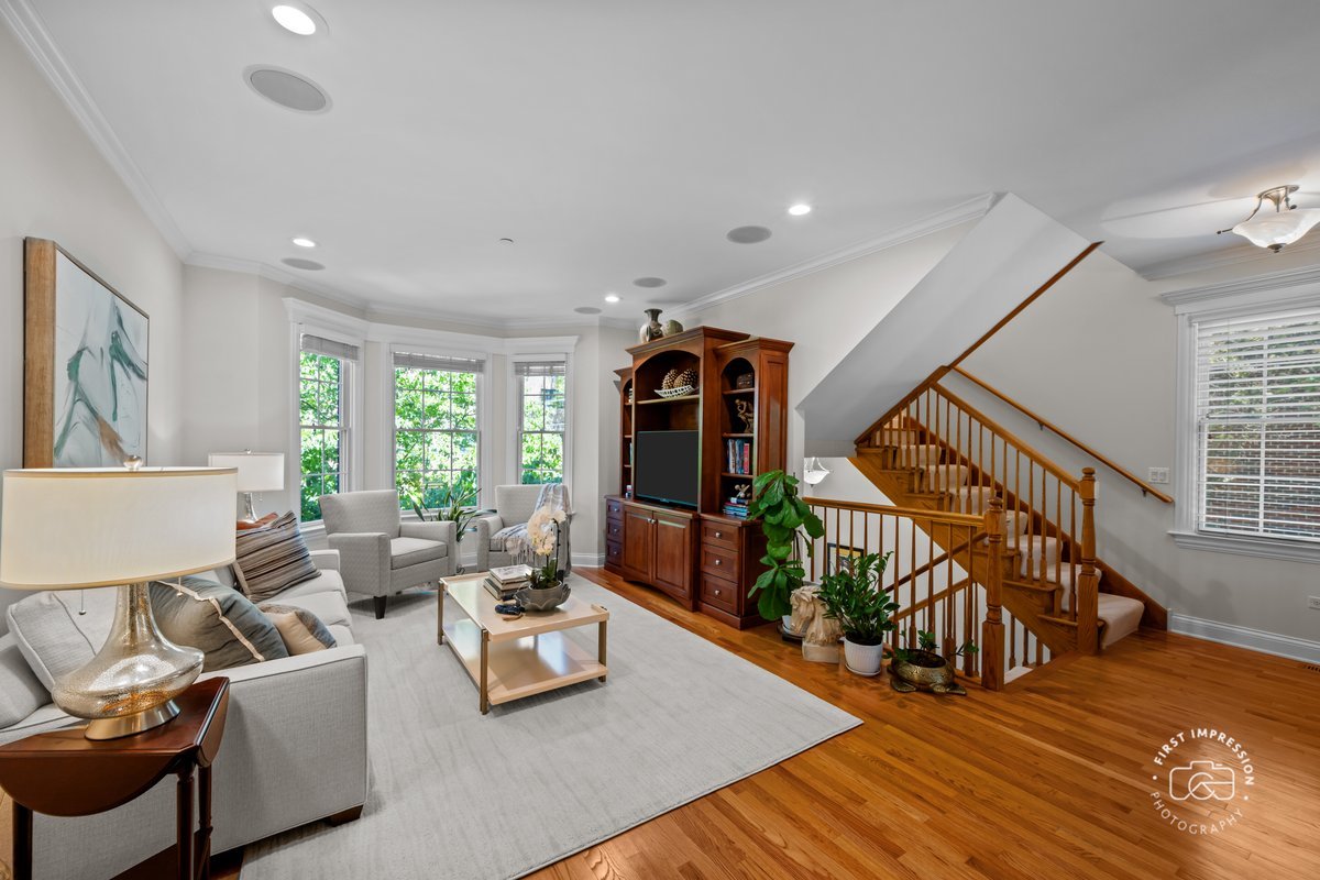 1127 Gilbert Avenue Downers Grove IL 60515