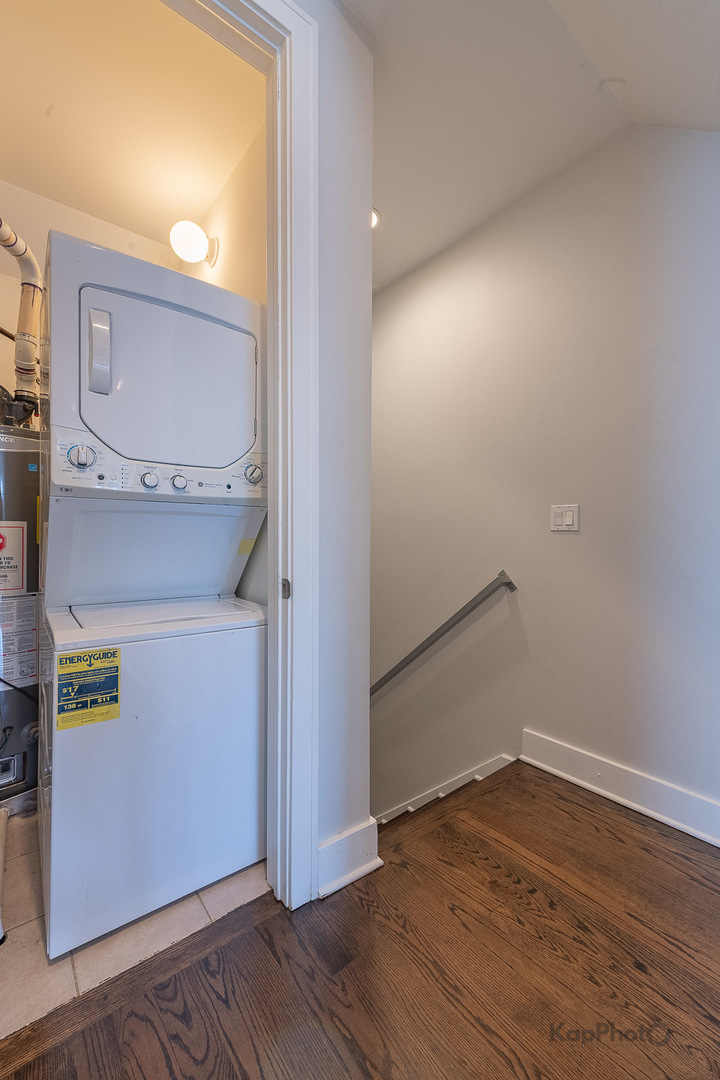 3839 North Ashland Avenue Chicago IL 60613