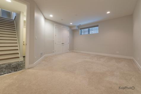 3839 North Ashland Avenue Chicago IL 60613