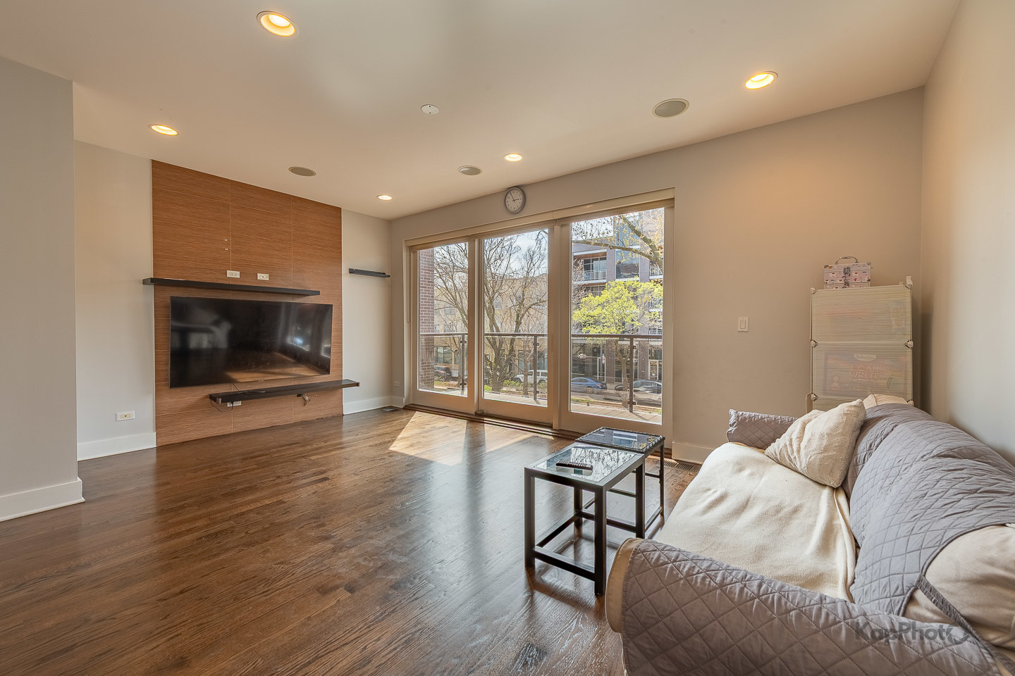 3839 North Ashland Avenue Chicago IL 60613