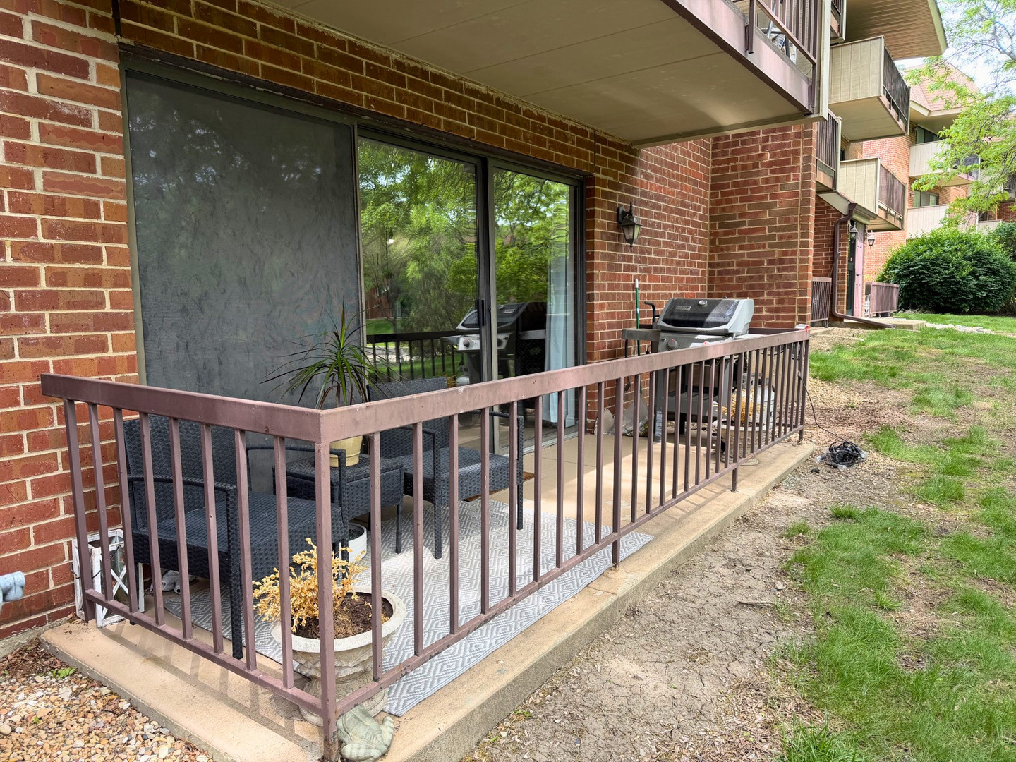 31 East Janata Boulevard Lombard IL 60148