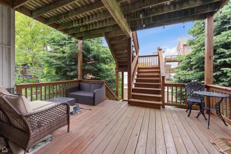 1516 West Byron Street Chicago IL 60613