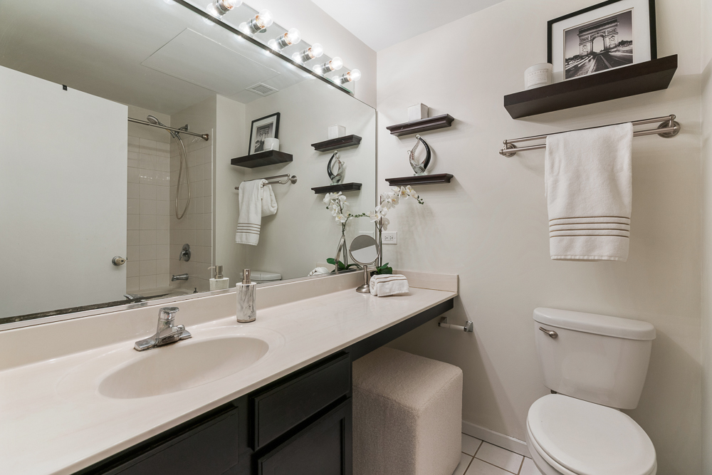 208 West Washington Street Chicago IL 60606