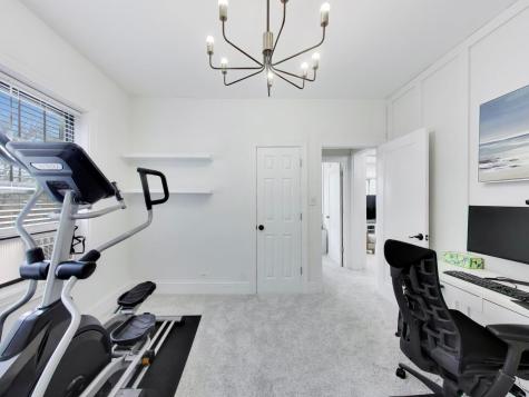 5465 South Ingleside Avenue Chicago IL 60615