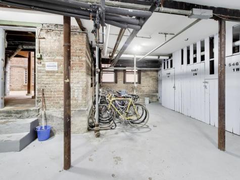 5465 South Ingleside Avenue Chicago IL 60615