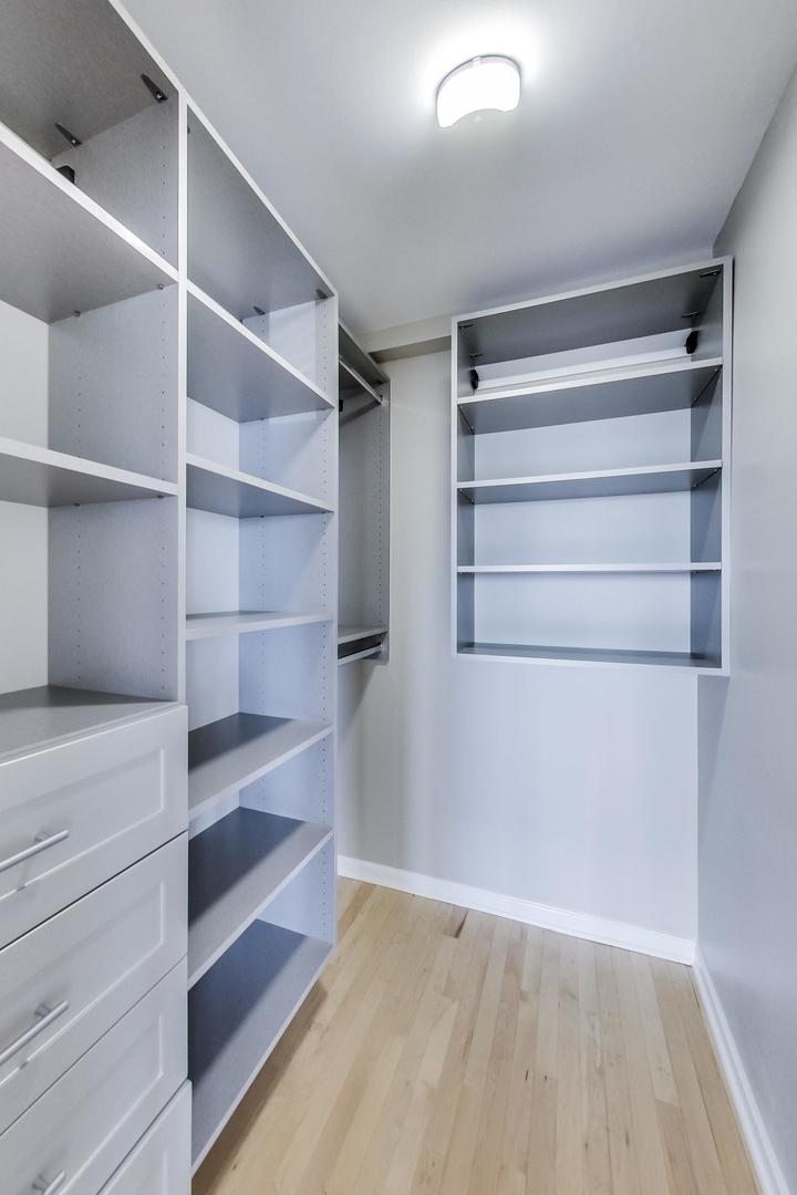 2800 North Lake Shore Drive Chicago IL 60657