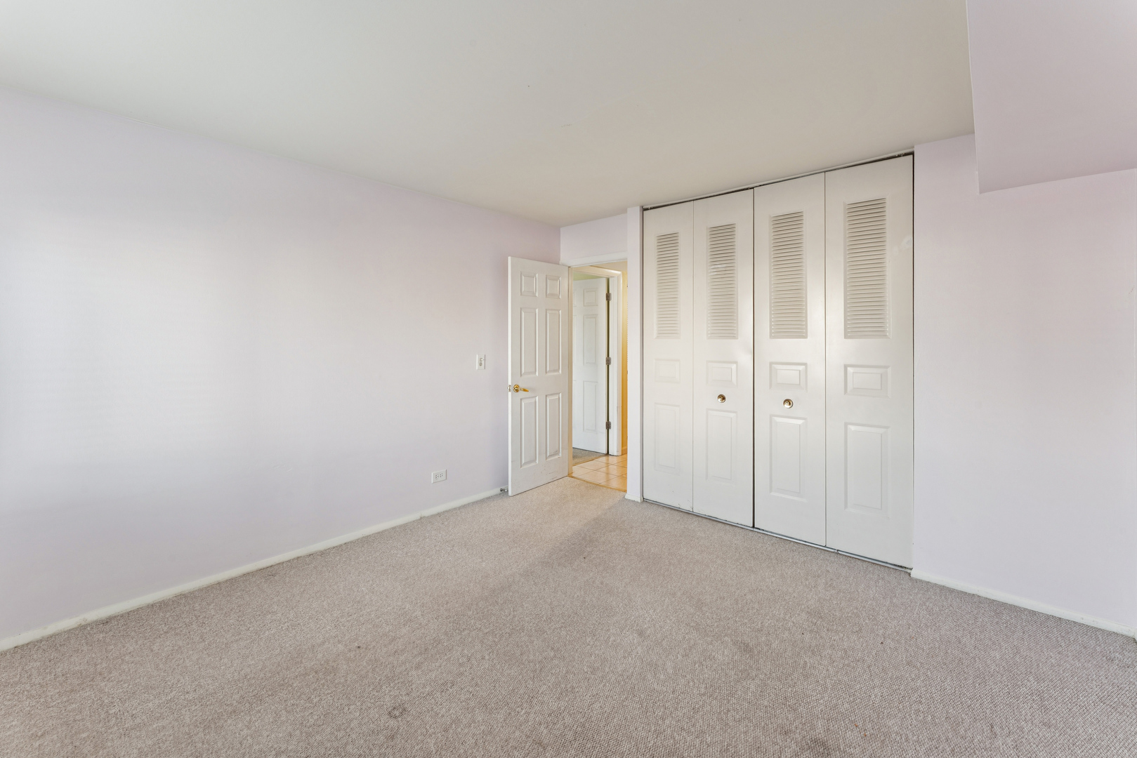 522 East Algonquin Road Schaumburg IL 60173