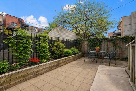 1734 West Ohio Street Chicago IL 60622