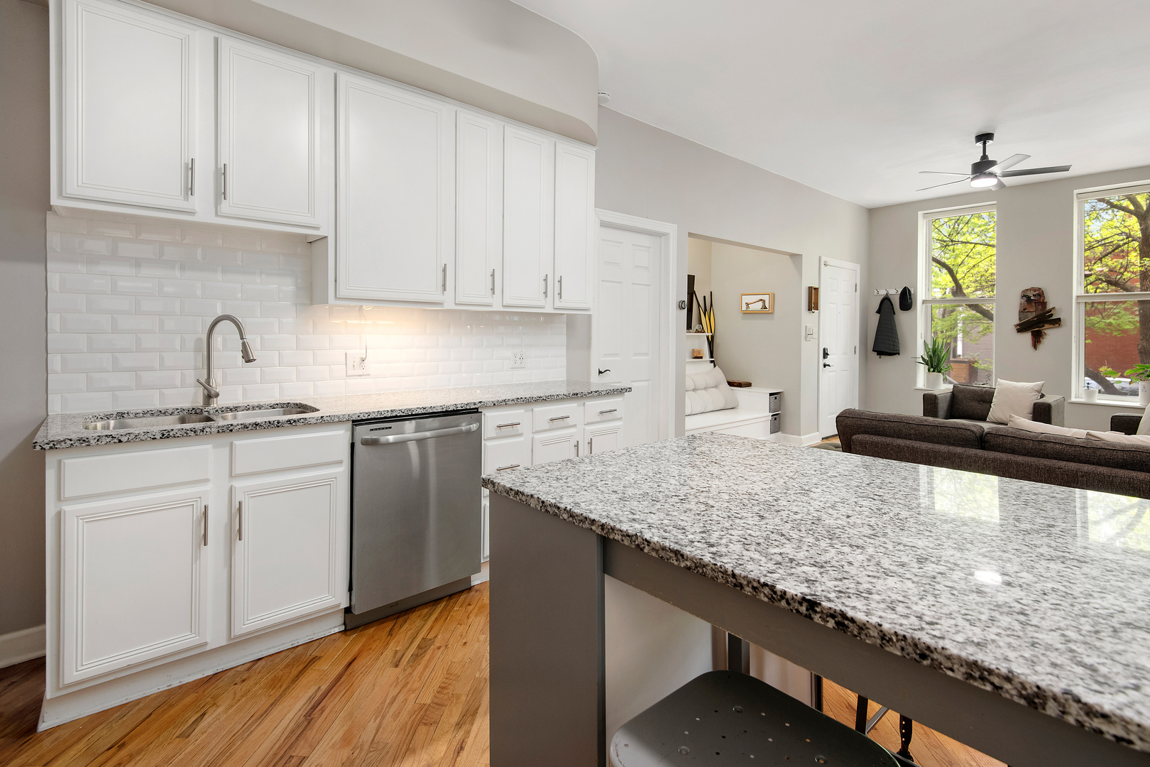 1734 West Ohio Street Chicago IL 60622