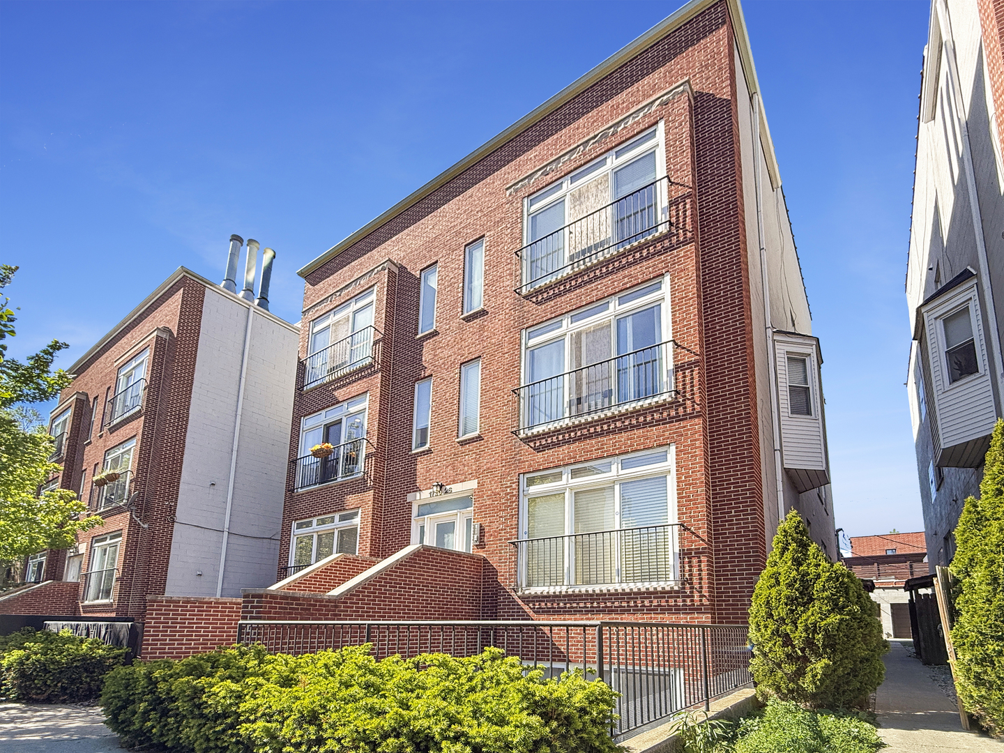 1726 West Diversey Parkway Chicago IL 60614