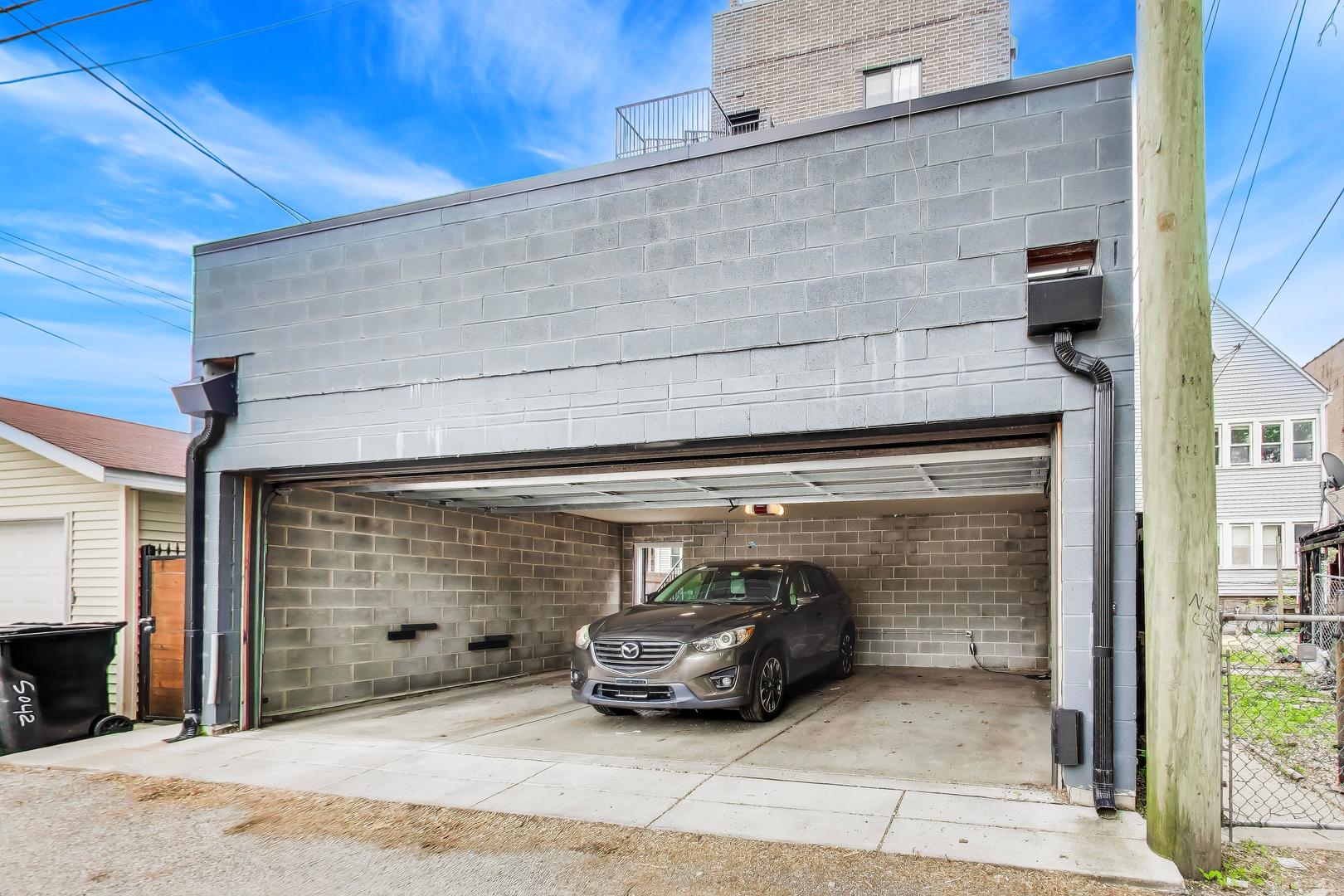 5042 North Western Avenue Chicago IL 60625