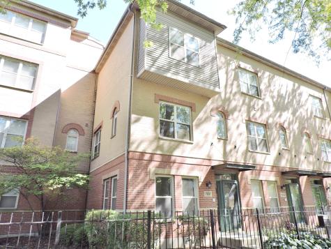 7037 South Oglesby Avenue Chicago IL 60649