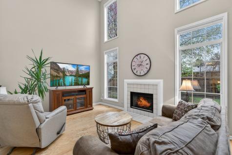 330 Stillwater Court Wauconda IL 60084