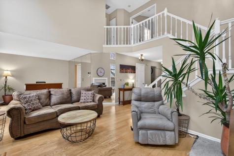 330 Stillwater Court Wauconda IL 60084