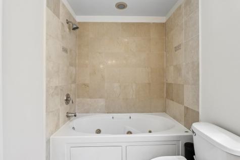 2826 West Harrison Street Chicago IL 60612
