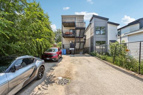 2826 West Harrison Street Chicago IL 60612