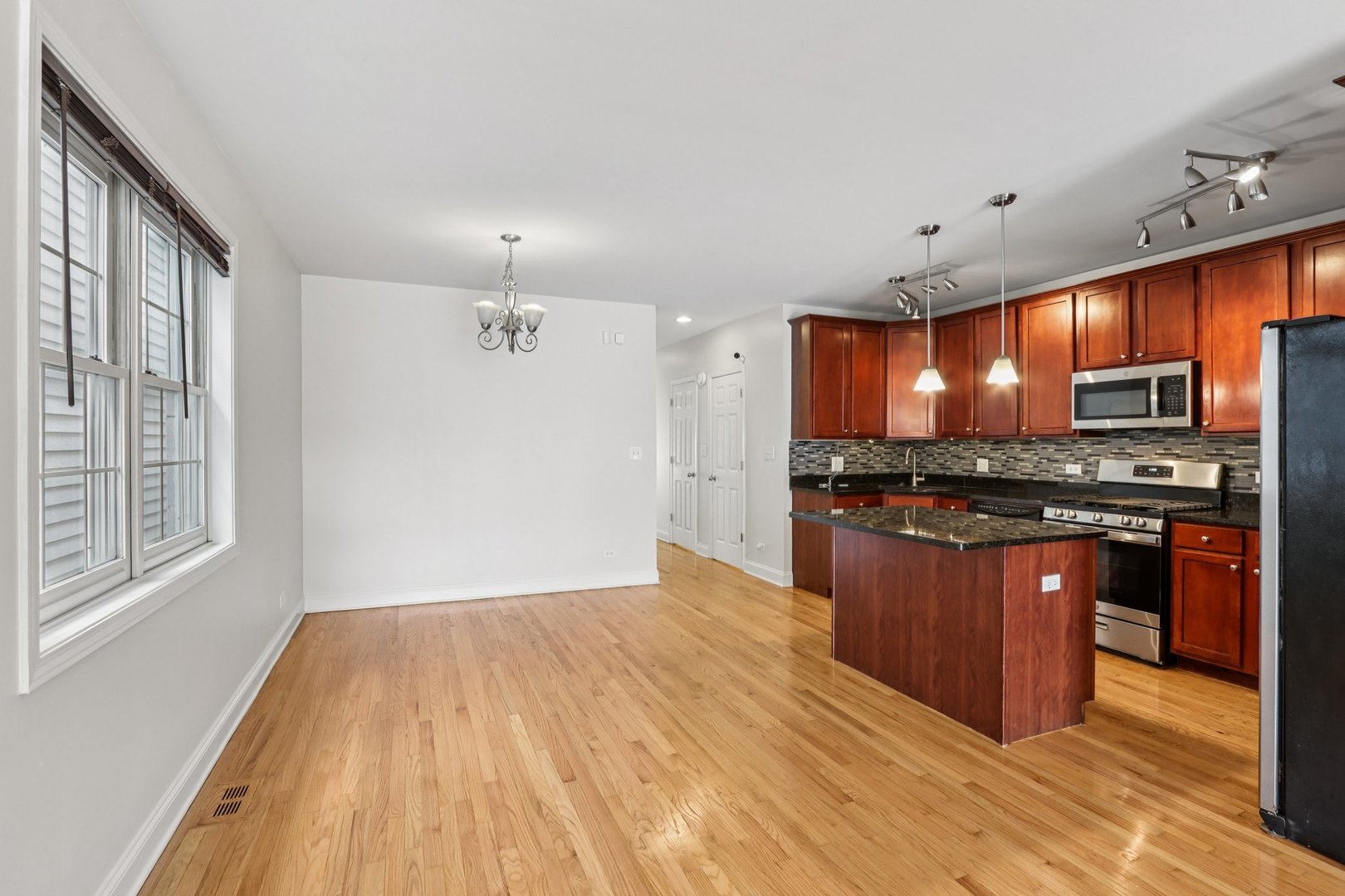 2826 West Harrison Street Chicago IL 60612
