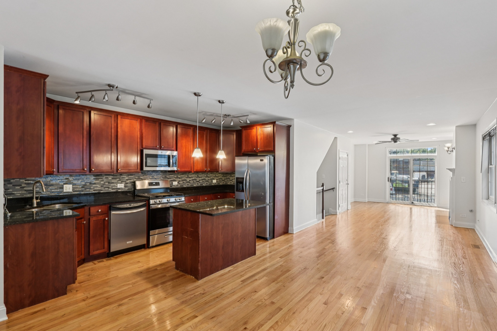 2826 West Harrison Street Chicago IL 60612