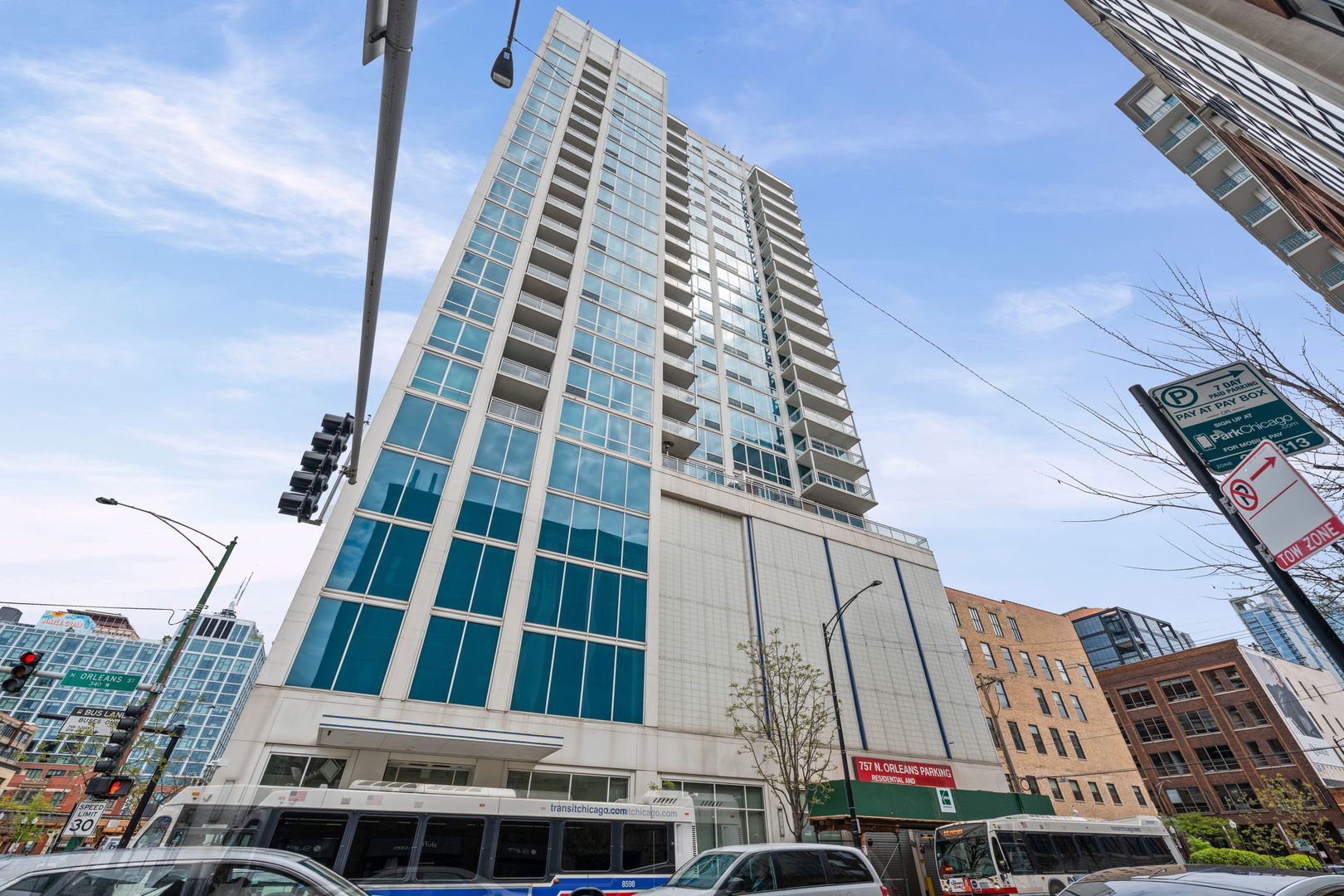 757 North Orleans Street Chicago IL 60654