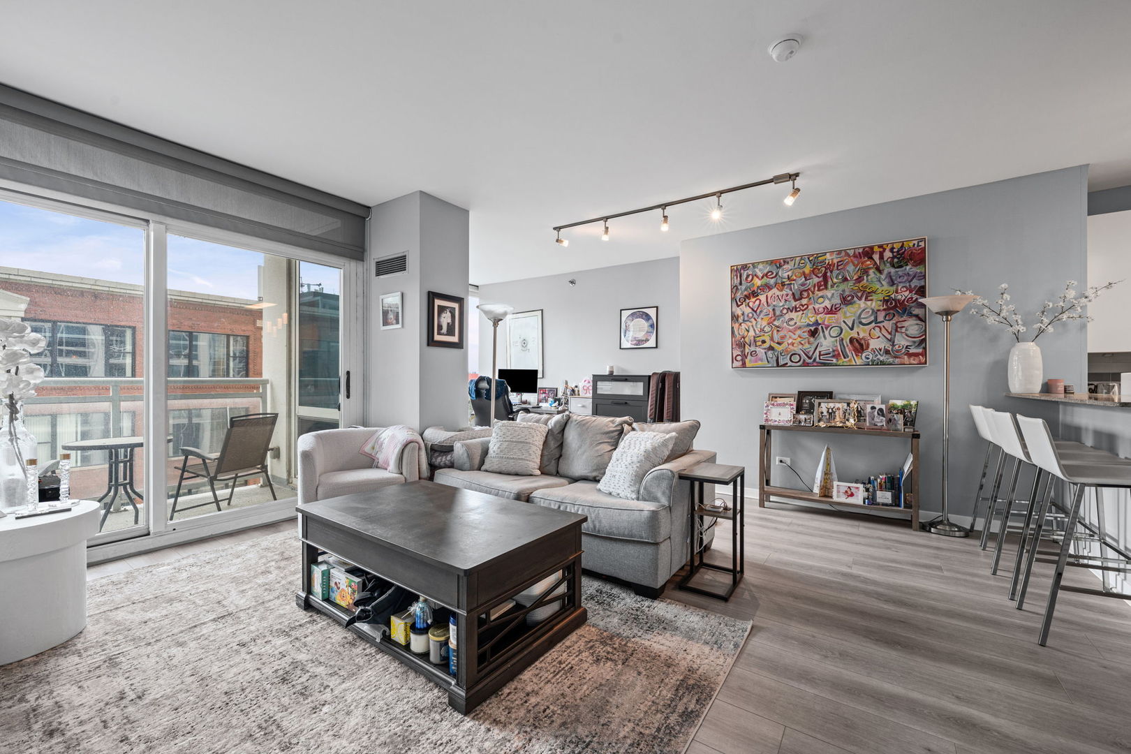 757 North Orleans Street Chicago IL 60654