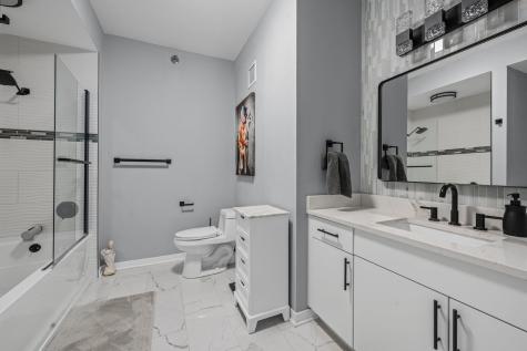 757 North Orleans Street Chicago IL 60654