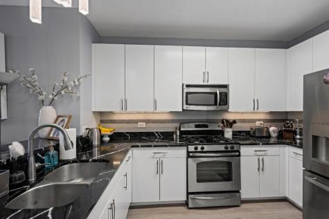 757 North Orleans Street Chicago IL 60654