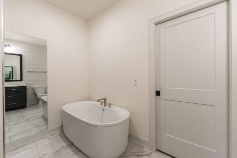 60 Kloe Lane Sycamore IL 60178