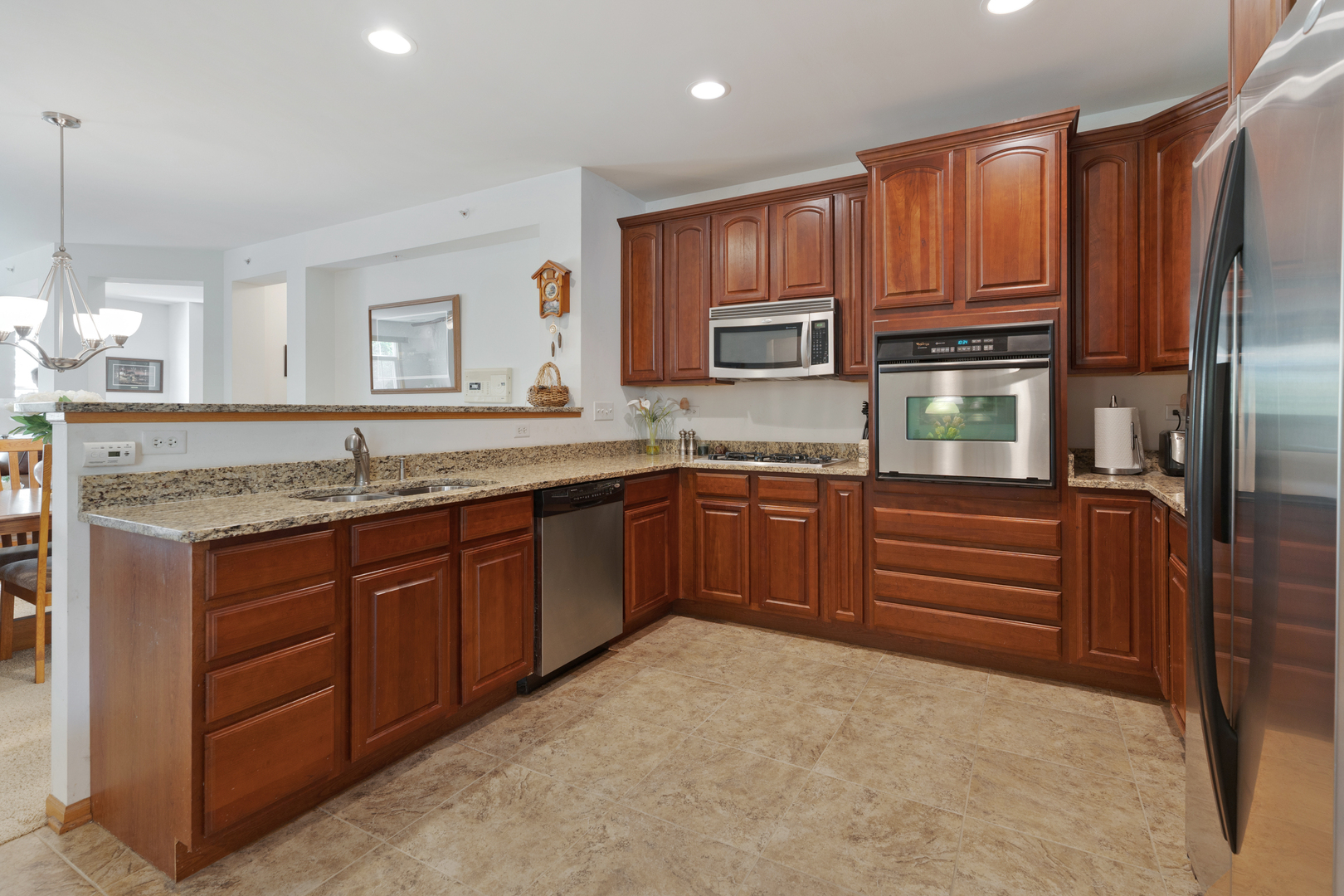 1385 Scarboro Road Schaumburg IL 60193