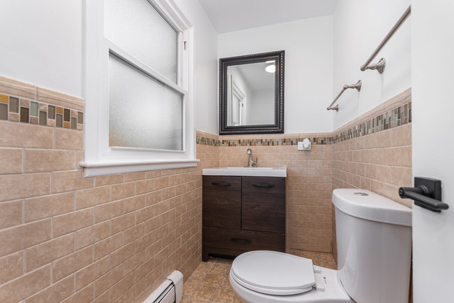 1511 West Birchwood Avenue Chicago IL 60626