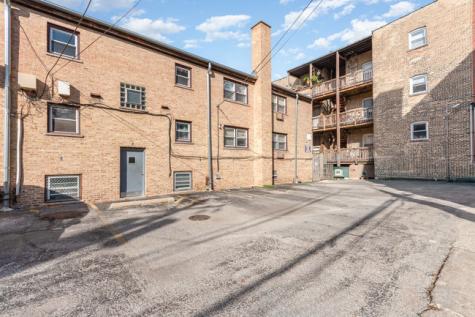 1511 West Birchwood Avenue Chicago IL 60626
