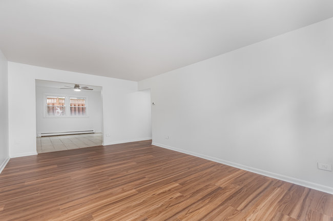 1511 West Birchwood Avenue Chicago IL 60626